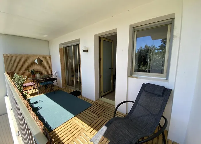 T3 Avec Terrasse, Parking Et Wifi A - Fr-1-374-163 Appartement *