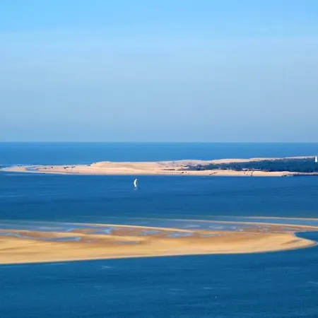 T3 Avec Terrasse, Parking Et Wifi A - Fr-1-374-163 شقة *