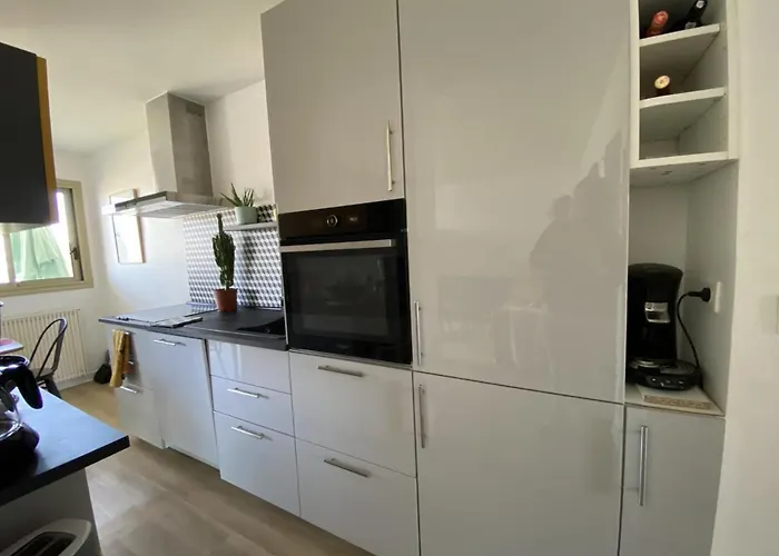 T3 Avec Terrasse, Parking Et Wifi A - Fr-1-374-163 Apartment